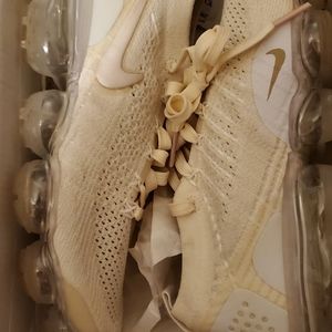 Nike Canary Yellow Air Vapormax